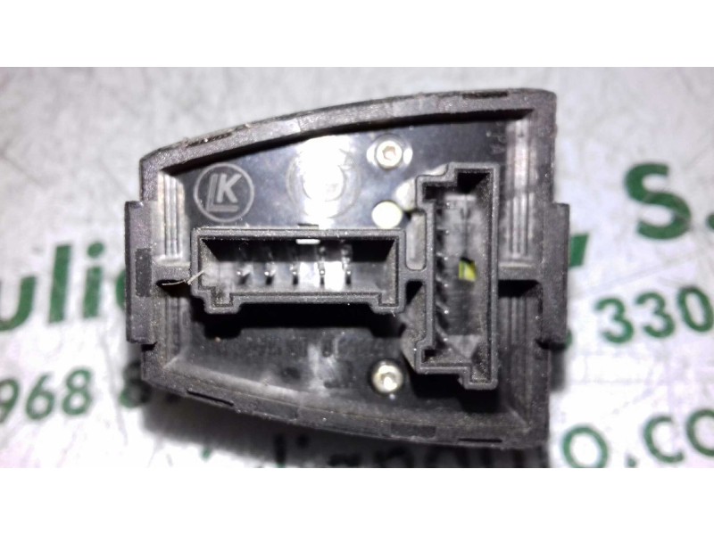 Recambio de mando retrovisor para bmw serie 3 berlina (e46) 318i referencia OEM IAM 61318373691 5 PINES NEGRO