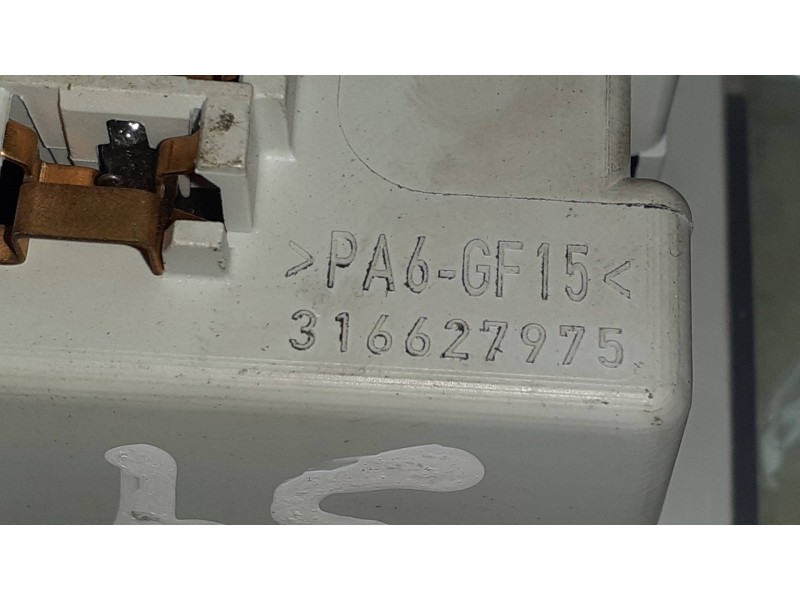 Recambio de luz interior para opel astra j lim. cosmo referencia OEM IAM 13285100 316627975 167352