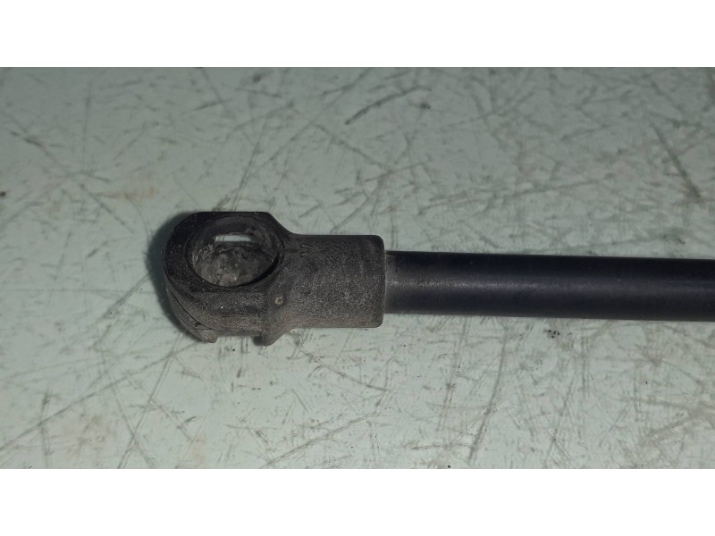 Recambio de amortiguadores maletero / porton para peugeot 207 confort referencia OEM IAM 9647295480 9345TZ 0425N