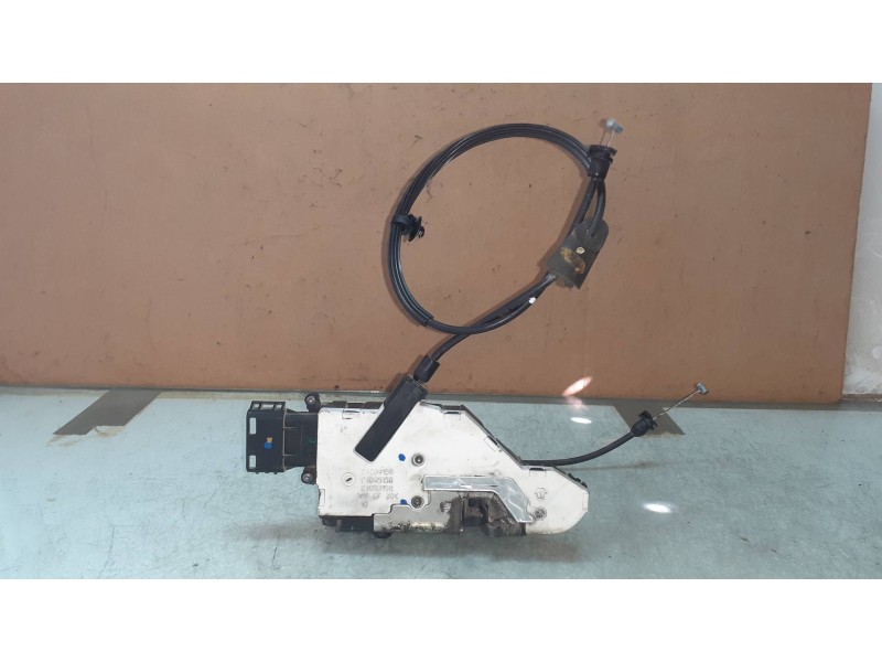 Recambio de cerradura puerta delantera derecha para peugeot 207 confort referencia OEM IAM 24099816 24094156 ELECTRICA