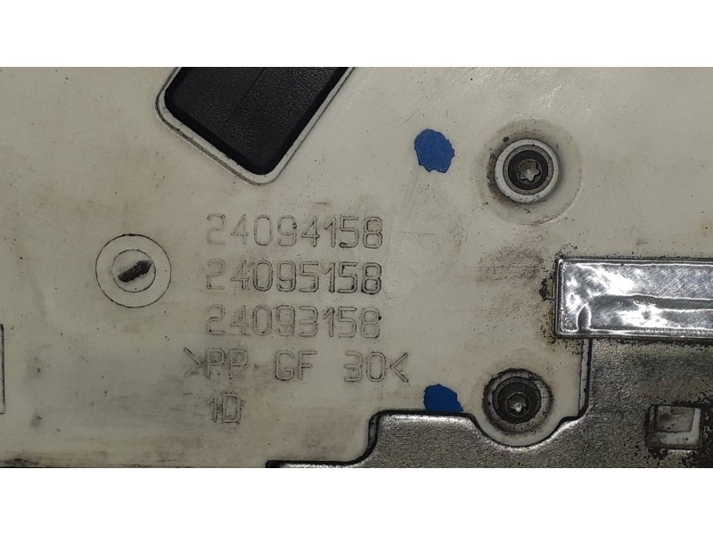 Recambio de cerradura puerta delantera derecha para peugeot 207 confort referencia OEM IAM 24099816 24094156 ELECTRICA