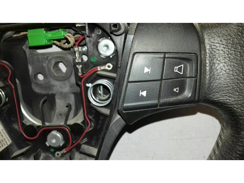 Recambio de volante para volvo s40 berlina 1.8 kinetic referencia OEM IAM PV55160060 MULTIFUNCION PIEL