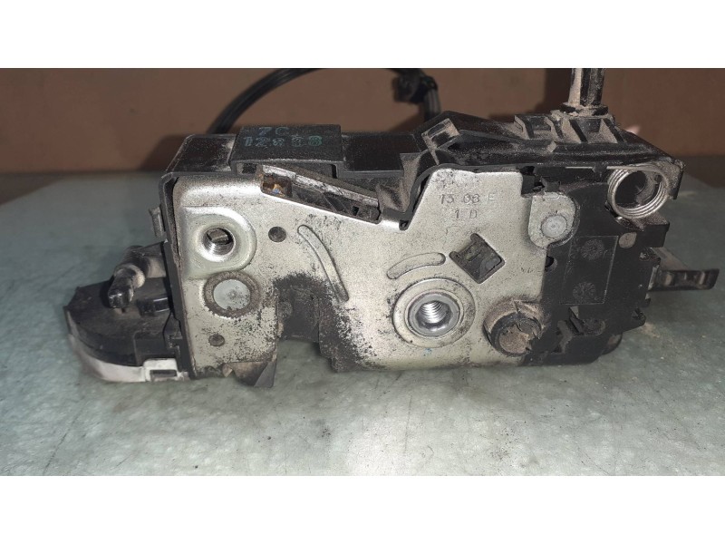 Recambio de cerradura puerta delantera derecha para peugeot 207 confort referencia OEM IAM 24099816 24094156 ELECTRICA