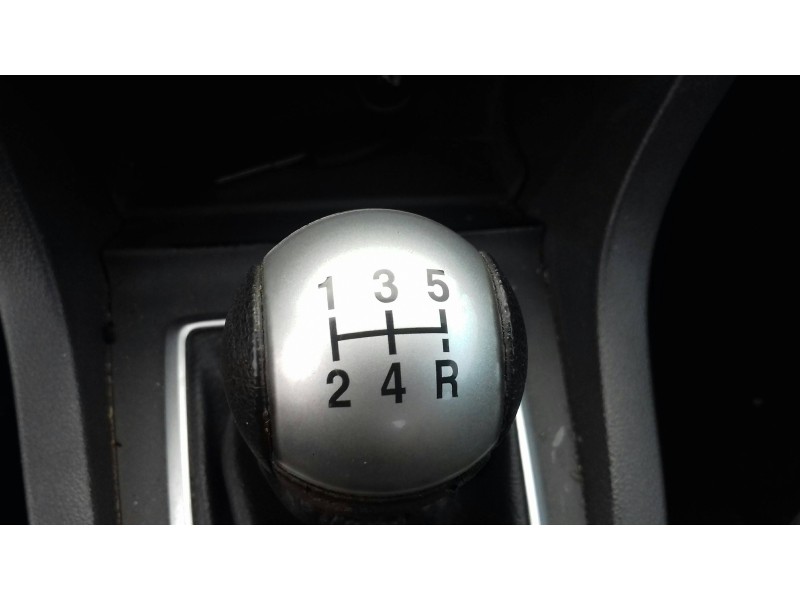 ford focus berlina (cap) del año 2006