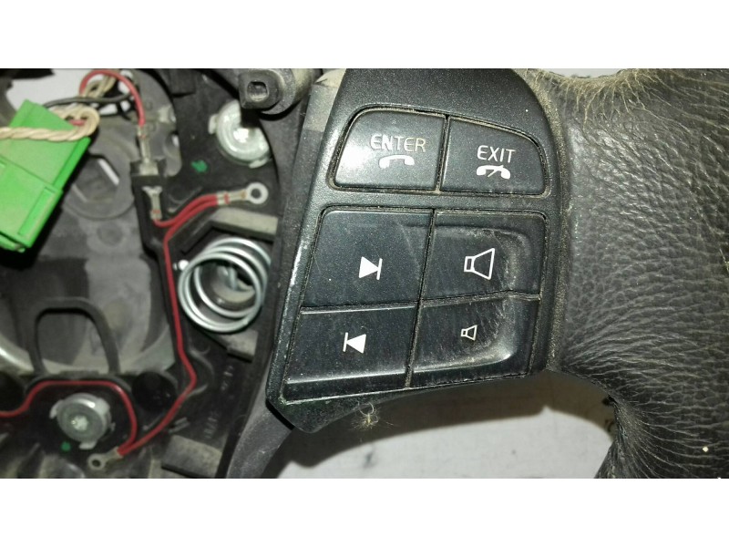 Recambio de volante para volvo s40 berlina 2.4 kinetic referencia OEM IAM PV55150060 MULTIFUNCION PIEL