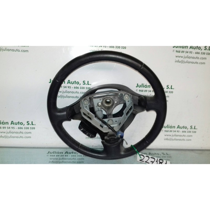 Recambio de volante para toyota yaris (ksp9/scp9/nlp9) básico referencia OEM IAM 1016629904 MULTIFUNCION PIEL