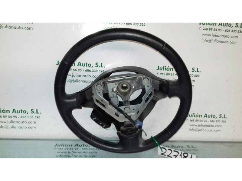 Recambio de volante para toyota yaris (ksp9/scp9/nlp9) básico referencia OEM IAM 1016629904 MULTIFUNCION PIEL