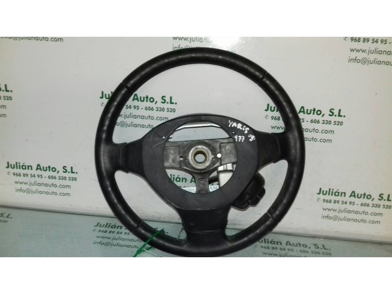 Recambio de volante para toyota yaris (ksp9/scp9/nlp9) básico referencia OEM IAM 1016629904 MULTIFUNCION PIEL