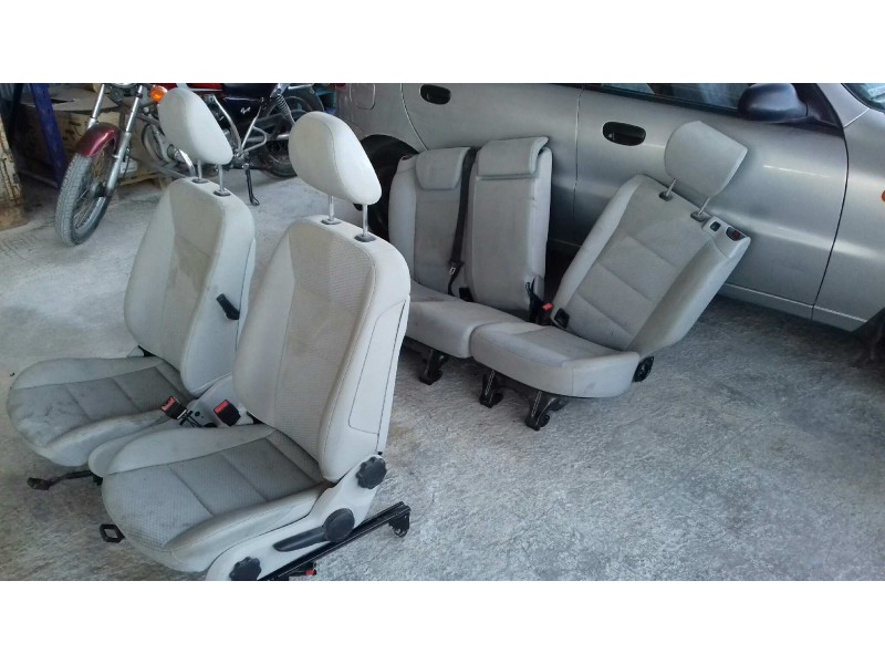 Recambio de juego asientos completo para mercedes-benz clase b (w245) 180 cdi (245.207) referencia OEM IAM   