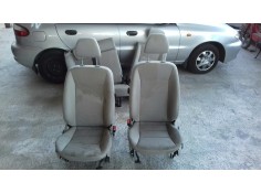 Recambio de juego asientos completo para mercedes-benz clase b (w245) 180 cdi (245.207) referencia OEM IAM    2