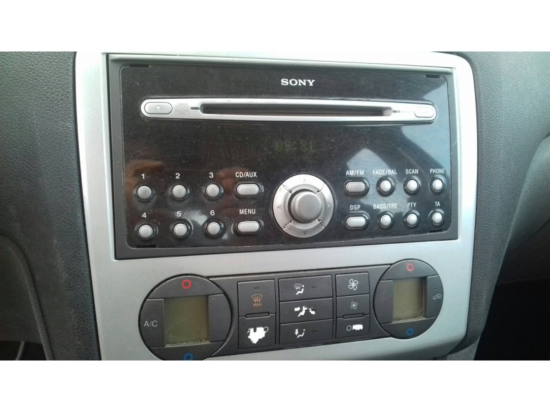 ford focus berlina (cap) del año 2006