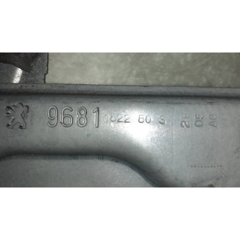 Recambio de elevalunas delantero derecho para peugeot 207 1.4 hdi referencia OEM IAM 9681162260 400912D ELECTRICO