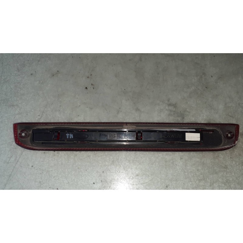 Recambio de luz central de freno para ford focus berlina (cap) ambiente (d) referencia OEM IAM 4M5113A613AD  5XW5W