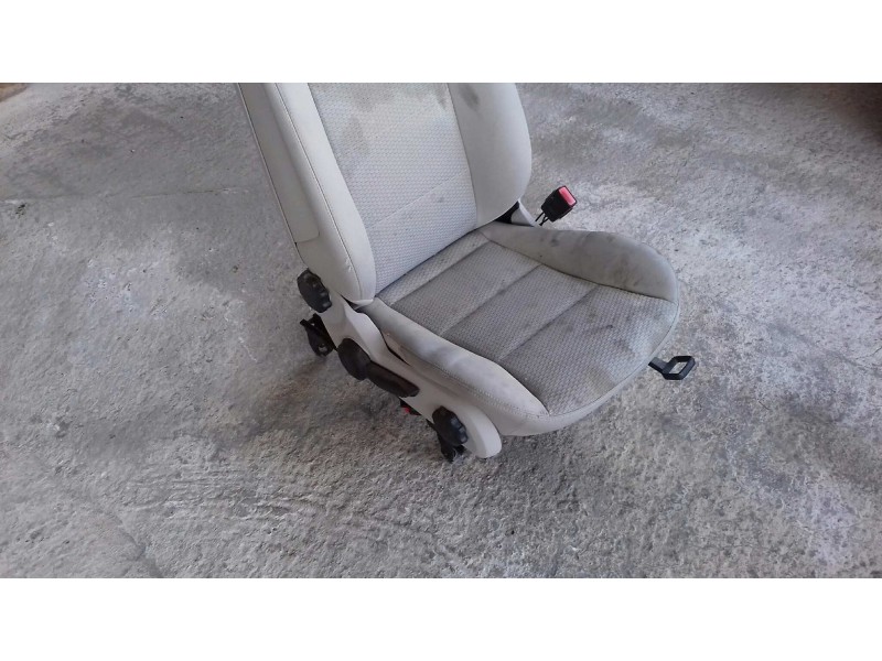 Recambio de juego asientos completo para mercedes-benz clase b (w245) 180 cdi (245.207) referencia OEM IAM   