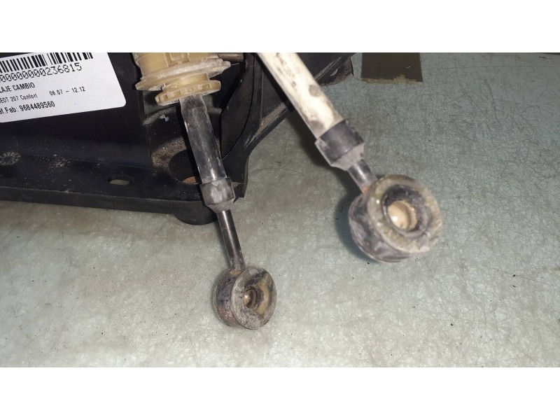 Recambio de varillaje cambio para peugeot 207 confort referencia OEM IAM 9684489560  VARILLAJE CAMBIO