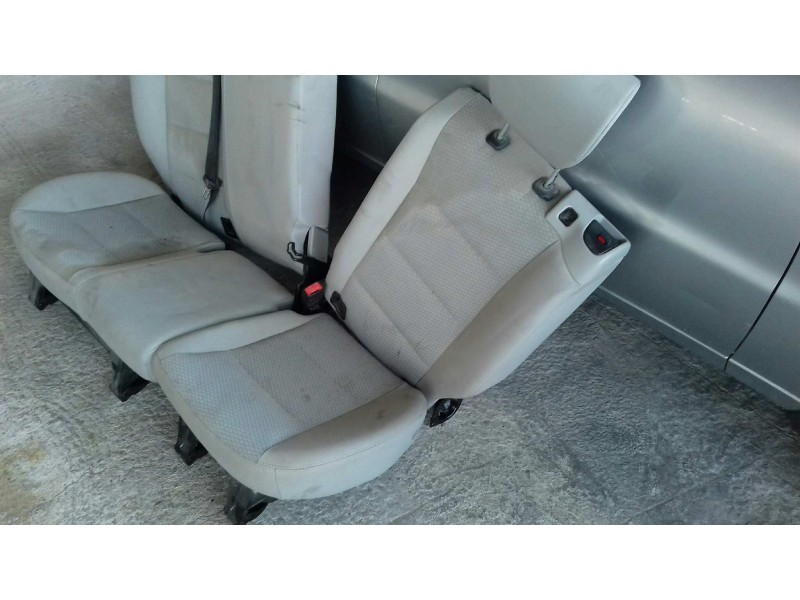 Recambio de juego asientos completo para mercedes-benz clase b (w245) 180 cdi (245.207) referencia OEM IAM   
