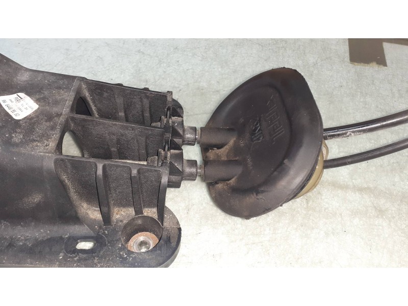 Recambio de varillaje cambio para peugeot 207 confort referencia OEM IAM 9684489560  VARILLAJE CAMBIO