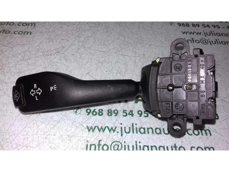 Recambio de mando intermitentes para bmw serie 3 berlina (e46) 320d referencia OEM IAM 8363668M 01104010 3 + 1 PINES