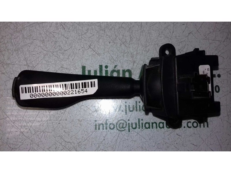Recambio de mando intermitentes para bmw serie 3 berlina (e46) 320d referencia OEM IAM 8363668M 01104010 3 + 1 PINES