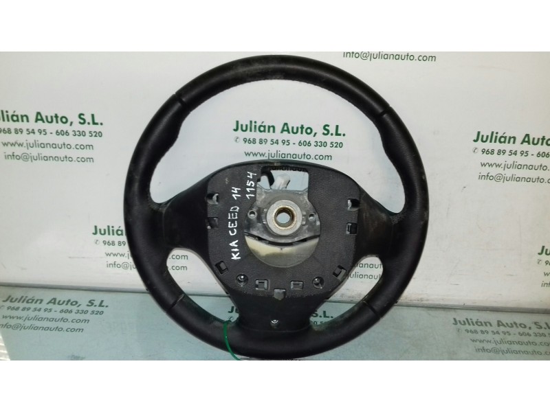 Recambio de volante para kia cee´d drive referencia OEM IAM C001T55K MULTIFUNCIÓN PIEL