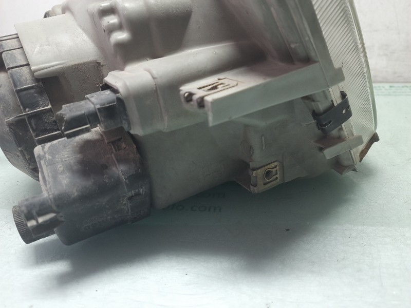 Recambio de faro derecho para saab 9-3 berlina 2.2 tid se limited edition referencia OEM IAM   