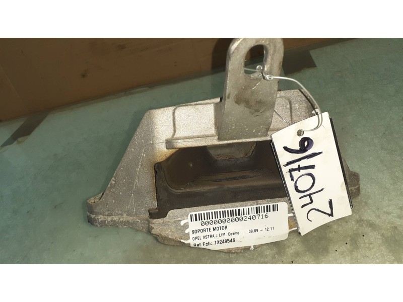 Recambio de soporte motor izquierdo para opel astra j lim. cosmo referencia OEM IAM 13248546  