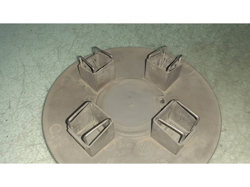 Recambio de tapacubos para volkswagen polo berlina (6n1) básico referencia OEM IAM 6N0601149E  