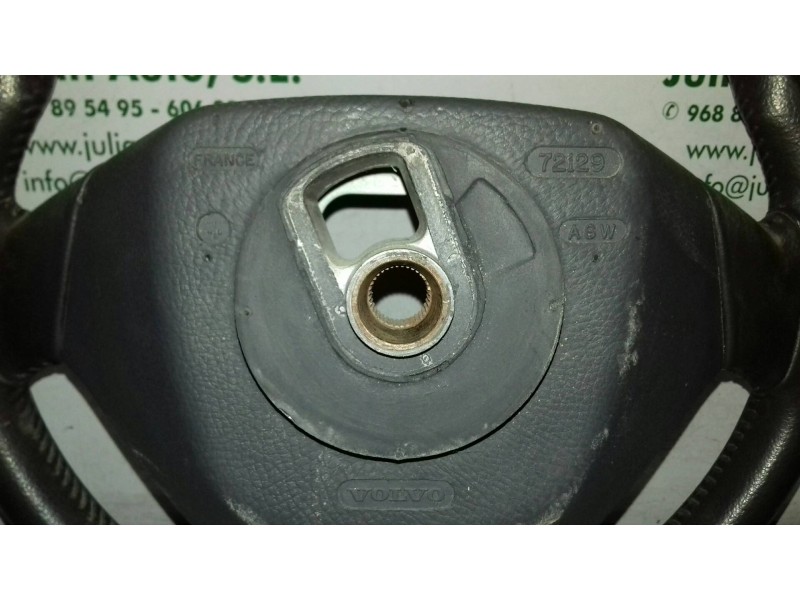 Recambio de volante para volvo s40 berlina 1.9 d+ (85kw) referencia OEM IAM 30652073  PIEL