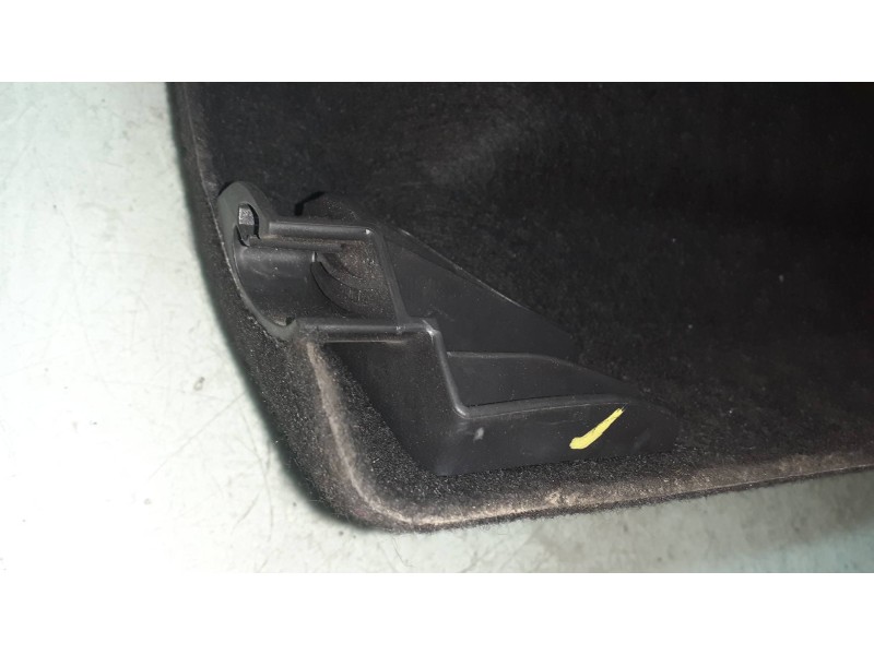 Recambio de bandeja trasera para opel astra j lim. cosmo referencia OEM IAM 13292208  