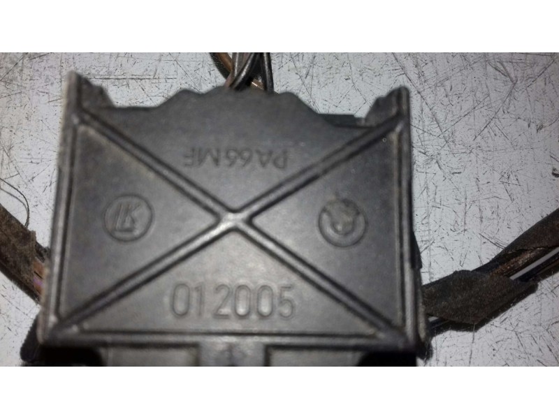 Recambio de mando limpia para bmw serie 3 berlina (e36) 320i referencia OEM IAM 012005  