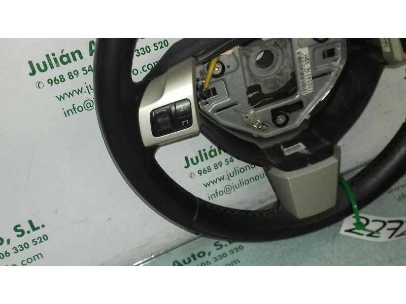 Recambio de volante para opel astra h caravan innovation referencia OEM IAM 13234176SBM MULTIFUNCION PIEL