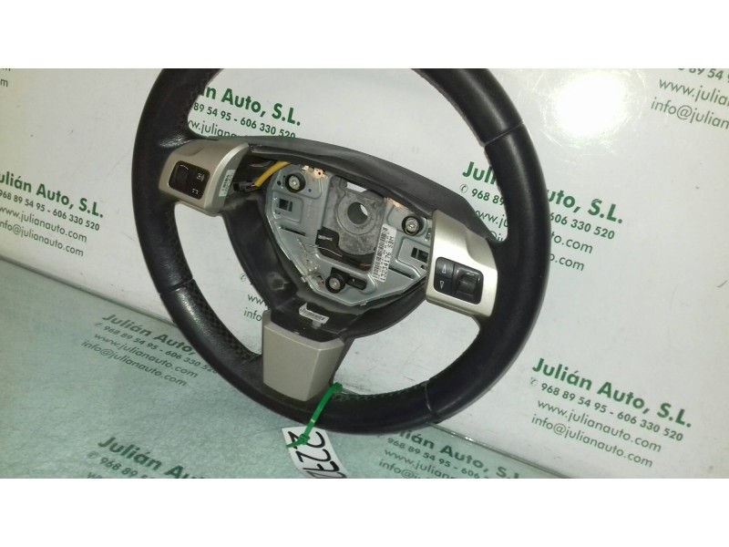 Recambio de volante para opel astra h caravan innovation referencia OEM IAM 13234176SBM MULTIFUNCION PIEL