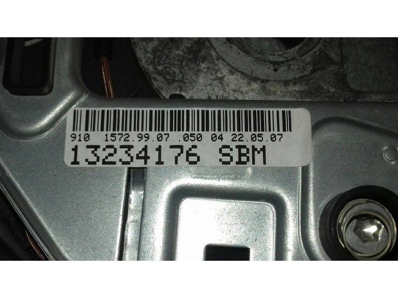 Recambio de volante para opel astra h caravan innovation referencia OEM IAM 13234176SBM MULTIFUNCION PIEL