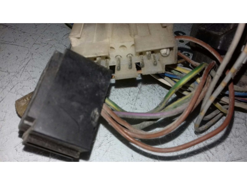 Recambio de mando intermitentes para bmw serie 5 (e28) referencia OEM IAM FK4455  