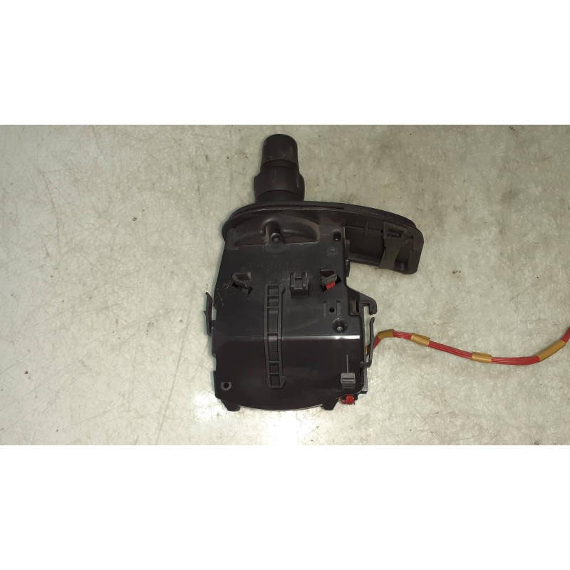 Recambio de mando intermitentes para renault clio iii 1.5 dci diesel cat referencia OEM IAM 88102001047 0023070598 DELPHI