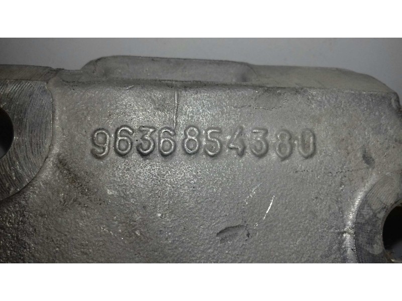 Recambio de soporte motor derecho para peugeot 307 (s1) xn referencia OEM IAM 9636270080 9636583980 9636845880