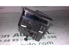 Recambio de mando elevalunas trasero izquierdo para mercedes-benz clase c (w204) berlina c 200 kompressor (204.041) referencia O 2