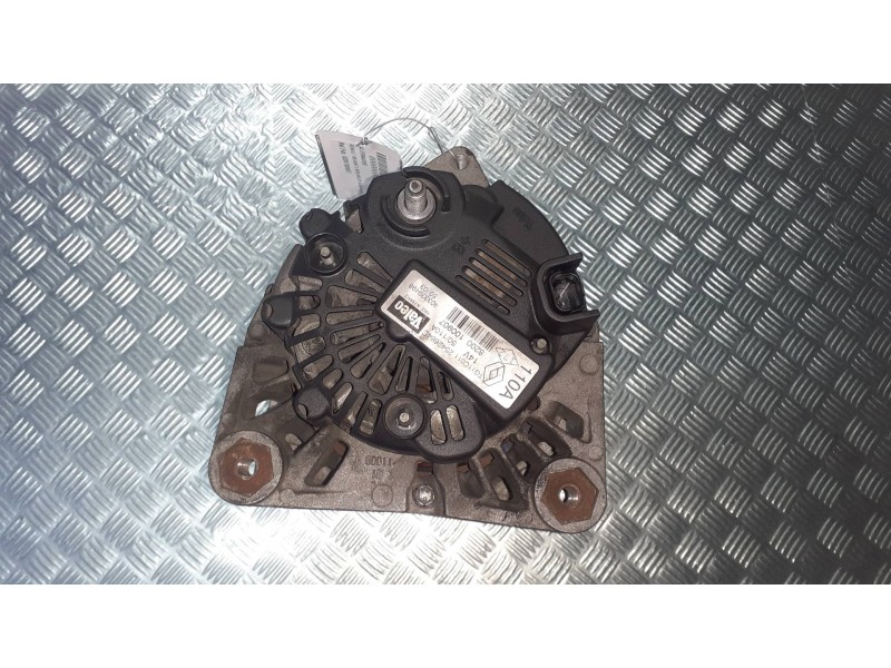 Recambio de alternador para renault megane ii berlina 5p authentique referencia OEM IAM 8200100907 VALEO 110A
