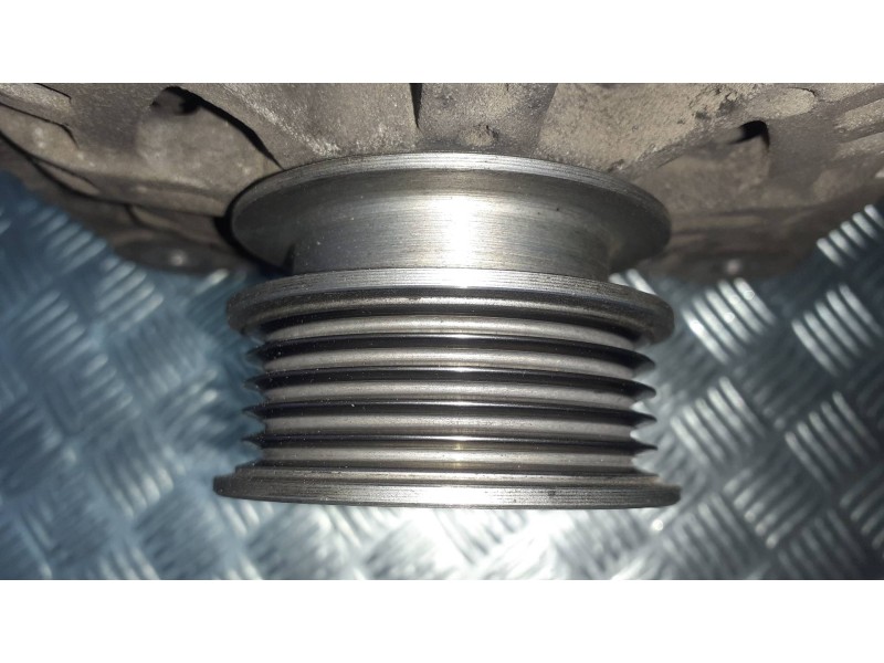 Recambio de alternador para renault megane ii berlina 5p authentique referencia OEM IAM 8200100907 VALEO 110A