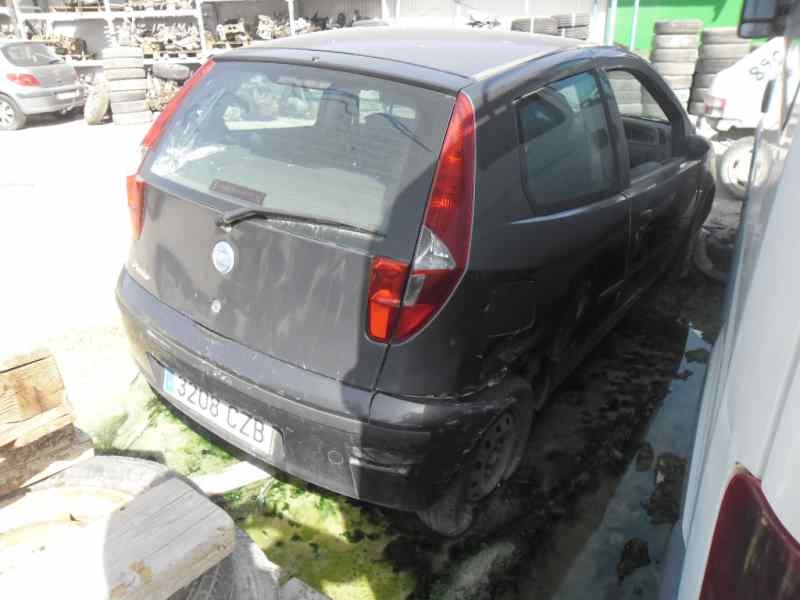 fiat punto berlina (188) del año 2004