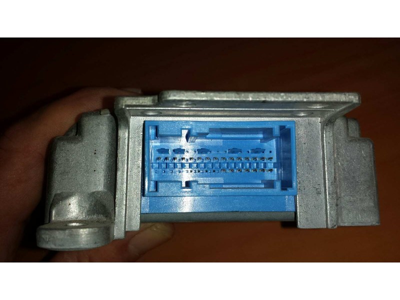 Recambio de centralita airbag para opel astra g berlina club referencia OEM IAM 09229037 5WK12923 1923594