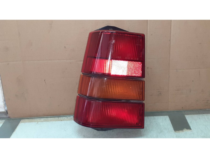 Recambio de piloto trasero izquierdo para seat marbella ce referencia OEM IAM 007407  006383