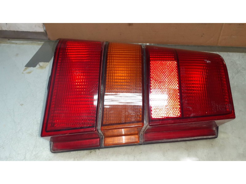 Recambio de piloto trasero izquierdo para seat marbella ce referencia OEM IAM 007407  006383