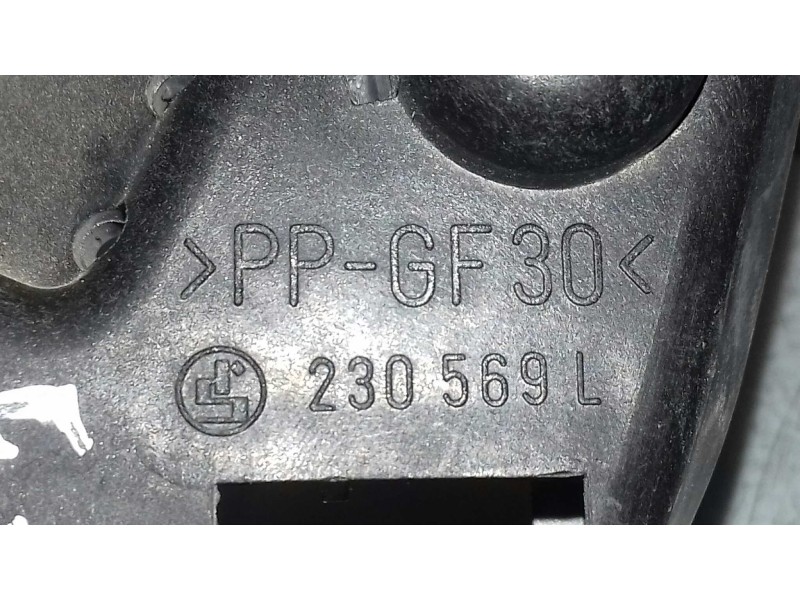 Recambio de portalamparas para bmw serie 3 berlina (e36) 320i referencia OEM IAM 230569L  3 PINES