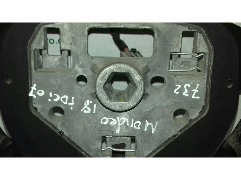 Recambio de volante para ford mondeo ber. (ca2) trend referencia OEM IAM 305479999M95 MULTIFUNCION PIEL