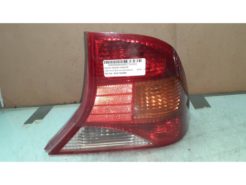 Recambio de piloto trasero derecho para ford focus berlina (cak) ambiente referencia OEM IAM XS4X13404BO  