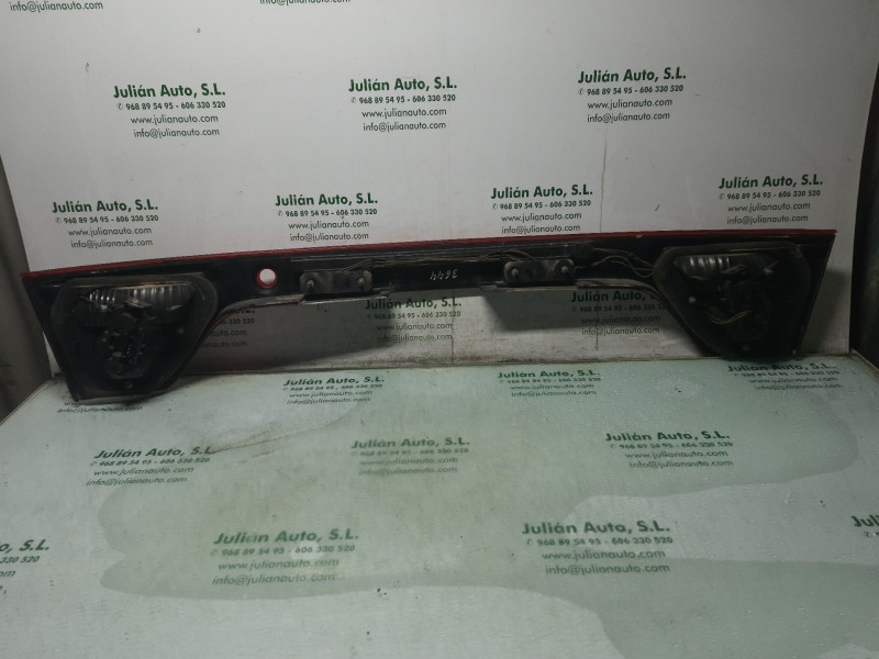 Recambio de piloto trasero central para seat toledo (1m2) select referencia OEM IAM 1M5945225D  