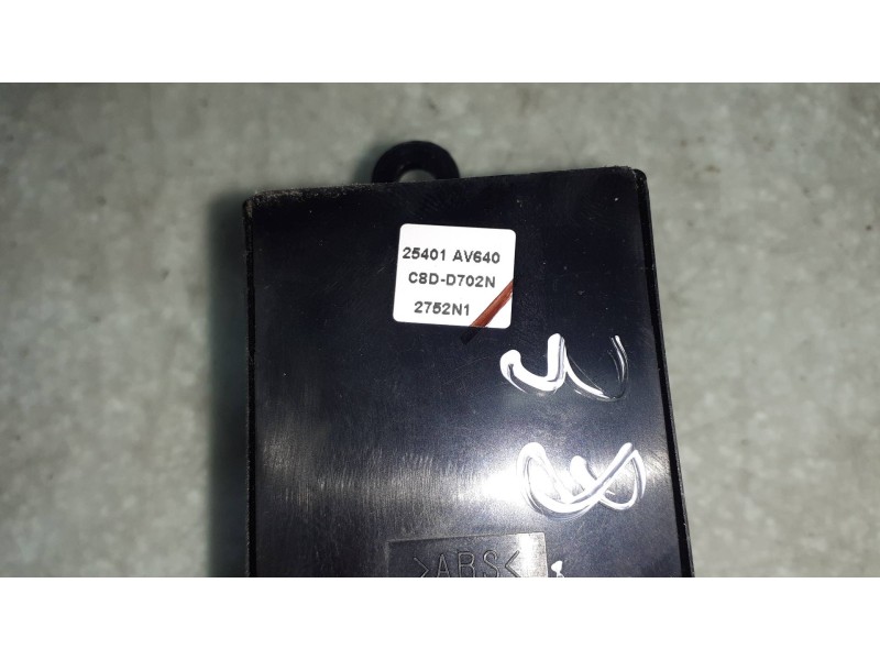 Recambio de mando elevalunas delantero izquierdo para nissan primera berlina (p12) acenta referencia OEM IAM 25401AV640 2752N1 