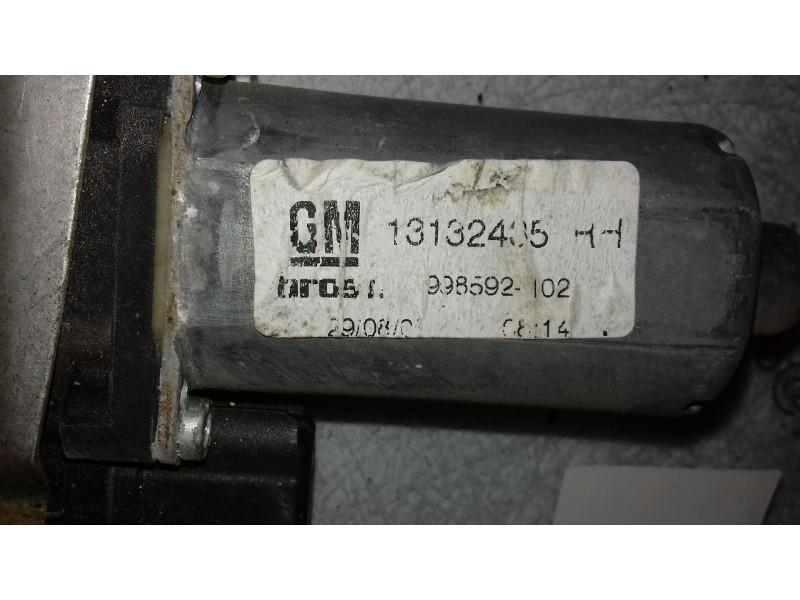 Recambio de elevalunas delantero derecho para opel zafira b cosmo referencia OEM IAM 998592 13132485 ELECTRICO