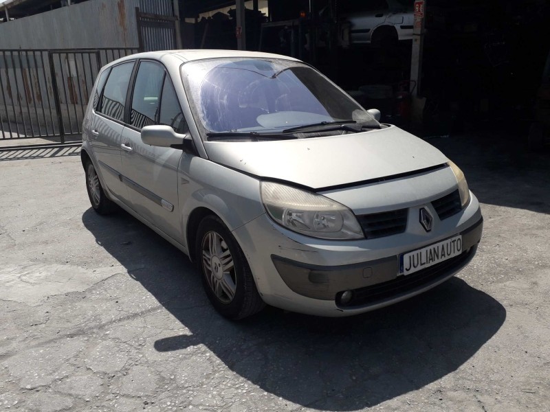 renault scenic ii del año 2004